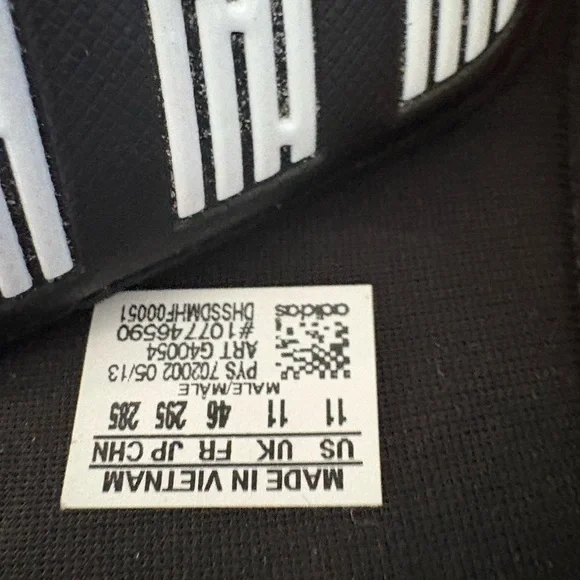 Adidas Black and White Supercloud Sandals - Picture 3 of 3